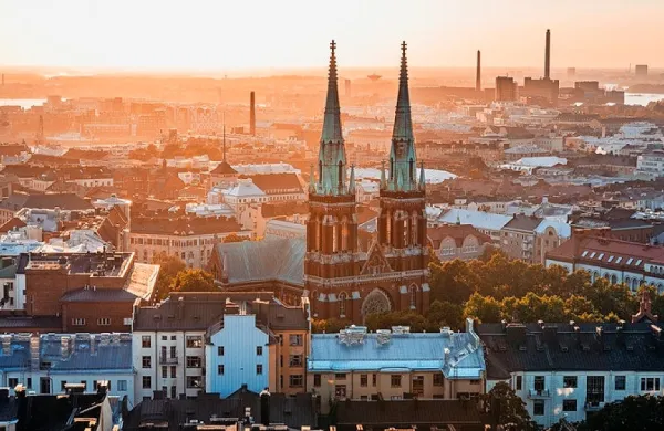 Finska ostaja država z najsrečnejšimi prebivalci na svetu, na 
fotografiji glavno mesto Helsinki.