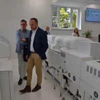 Sodobne laboratorijske naprave bodo   veliko prispevale k zdravju 
občanov, sta menila tudi župana Samo Turel (Nova Gorica) in Tarik 
Žigon (Renče Vogrsko). 