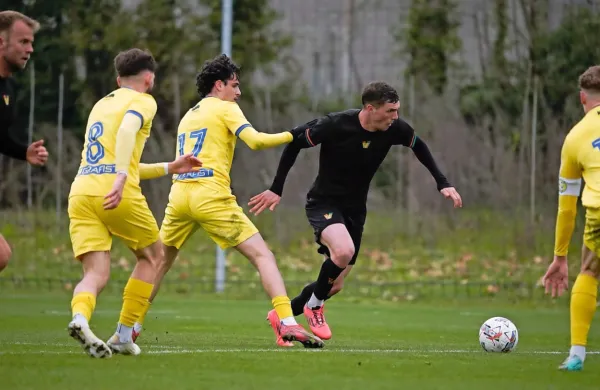 Koprčani (v rumeni opremi) so premagali italijanskega prvoligaša 
Venezio.