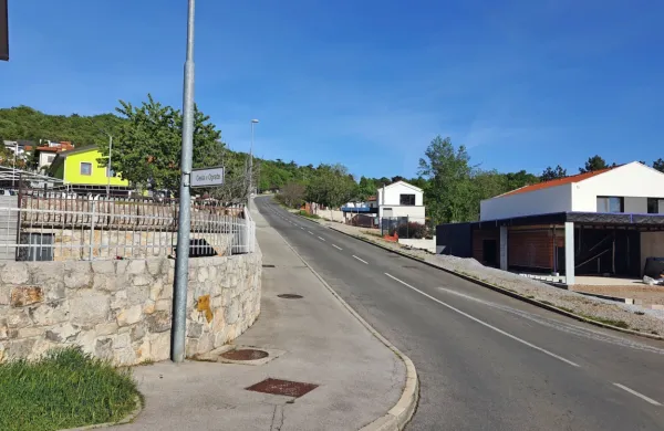 Nove gradnje se obetajo v  jugozahodnem delu  soseske Ograde v Sežani.