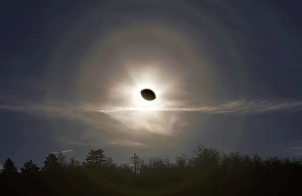 V soboto sredi dneva bo tudi v Sloveniji viden delni Sončev mrk.