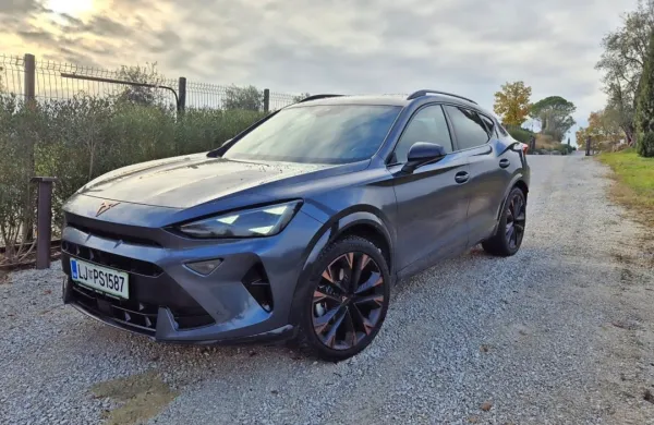 Cupra formentor je po skoraj štirih letih doživel vmesno prenovo 
in se lansko jesen ponovno predstavil slovenskim kupcem.