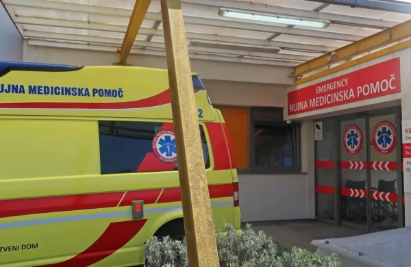 Tolmin in Idrija imata podobno kot Črnomelj in Ribnica najhujše probleme s pomanjkanjem zdravnikov. Ministrstvo 
za zdravje pa nima  niti najosnovnejših rešitev za odpravo drugorazrednosti ljudi v oddaljenih občinah.