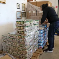 &ldquo;Absurdno je, da imata zaposlitev, a nimata za živeti&rdquo;