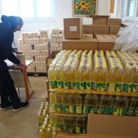 &ldquo;Absurdno je, da imata zaposlitev, a nimata za živeti&rdquo;