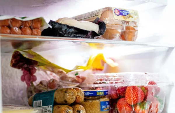 

Upoštevajte tudi navodila, v kolikšnem času morate živilo porabiti 
po tem, ko ga odprete.