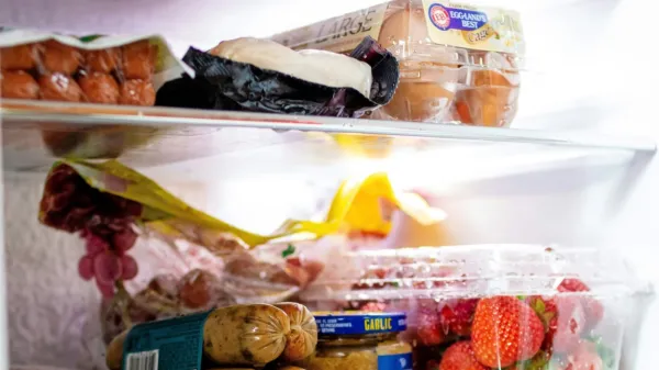 

Upoštevajte tudi navodila, v kolikšnem času morate živilo porabiti 
po tem, ko ga odprete.