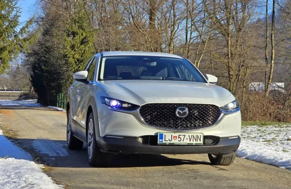 Model CX-30 še naprej ostaja najbolj priljubljena Mazda med 
slovenskimi kupci.