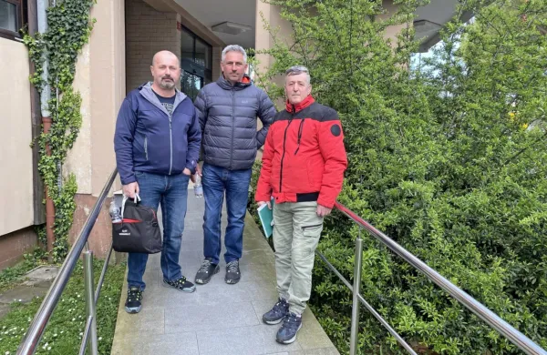 Predstavniki zaposlenih v Cimosu so pripravili predloge k osnutku 
programa presežnih delavcev, do katerih se bo vodstvo Cimosa 
pisno opredelilo.