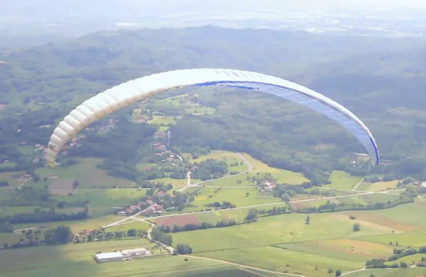 Vzletišče za jadralne padalce Lijak