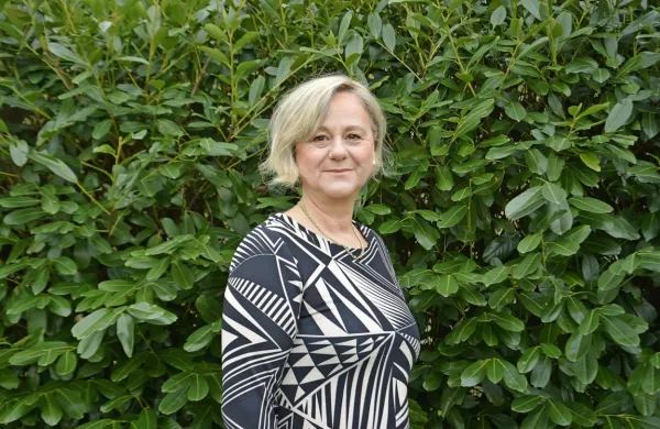 Alenka Miklavec je iz Levice prestopila k Logarjevim Demokratom.