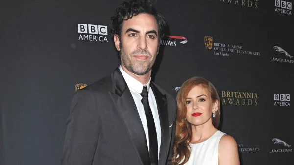 Sasha Baron Cohen in Isla Fisher se po 13 letih zakona ločujeta.