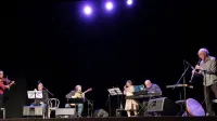 Salamander na odru Gledališča Tartini v Piranu