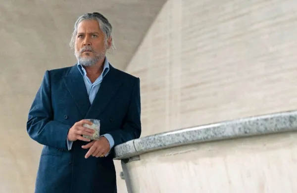 Johnny Depp je pred kamere stopil za novi film Day Drinker.