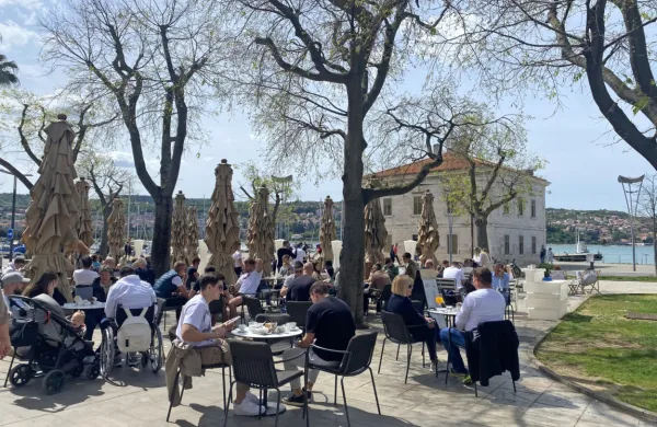 Velikonočni Koper v polnem razcvetu (FOTO)