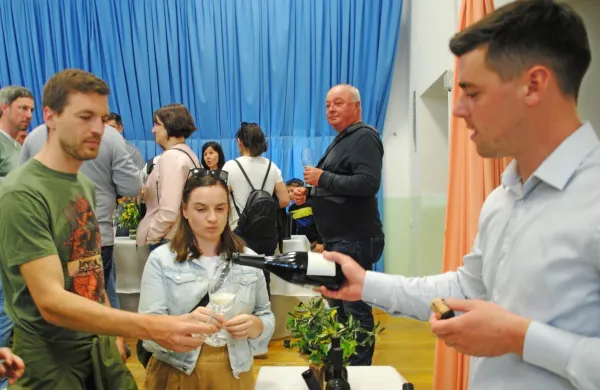 Na Planini tradicionalna degustacija pinele