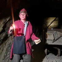 Najmlajši igralec - Rene Česnik - v vlogi nagajivega škrata 
Berkmandlca, je razveselil z dodatno najdbo bogatega orudenja.