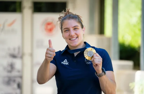 V novi sezoni bo Andreja Leški  kot olimpijska prvakinja prvič 
tekmovala na svetovnem prvenstvu. 