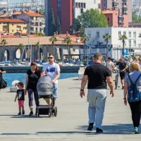 Primorski turistični kraji pokajo po &scaron;ivih (FOTO)