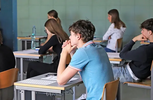 Matura: k prvem delu spomladanskega roka prijavljenih 6987 kandidatov