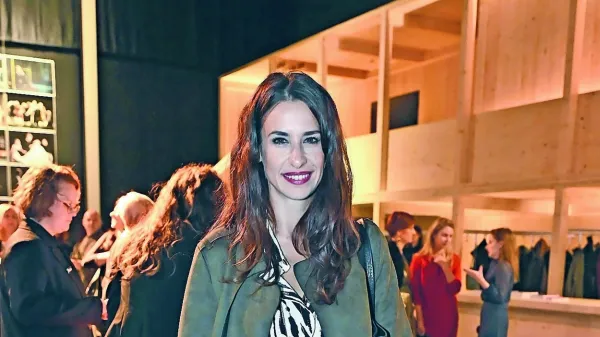 Velika fobija Lare Komar