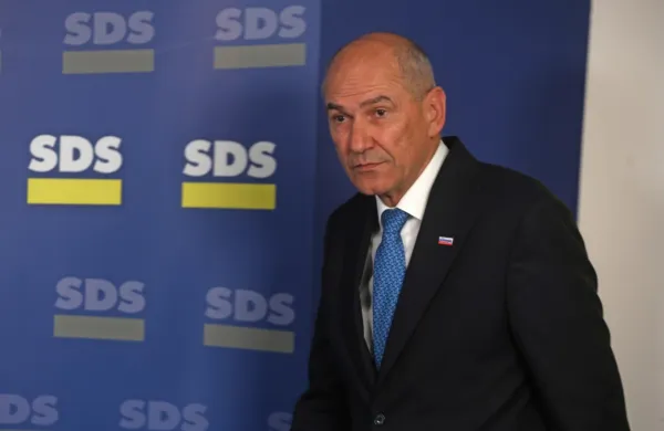 SDS: &ldquo;Če ministrica ne bo odstopila, potem bomo interpelacijo podprli&rdquo;