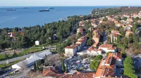 Občina Ankaran je bila s sodbo Ustavnega sodišča ustanovljena 
leta 2011. Leta 2014 so potekale prve volitve na katerih je bil 
izvoljen Gregor Strmčnik.