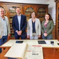 Koprska knjižnica bo digitalizirala 62 let tiskanih Primorskih novic