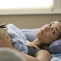 Pred spanjem se raje izogibajte sladkorjem in uživajte v priboljških 
podnevi, ko ste bolj aktivni.