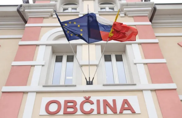 Računsko sodišče je o pravilnosti dela poslovanja Občine Miren-Kostanjevica v letu 2023 izreklo negativno mnenje.