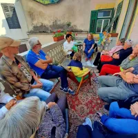 Vugova hiša se tudi z Lučko prebuja