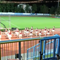 Tomi Janežič je s tribun pozdravil mažoretke iz Twirling-mažoretnega društva Nova Gorica. 