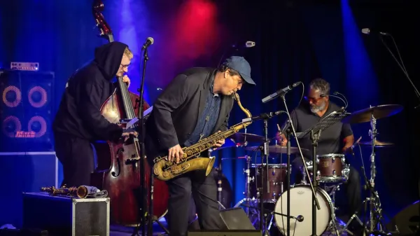 Jazz Cerkno že 30 let skrbi za to, da na Cerkljanskem domuje  
kvalitetna glasba. 