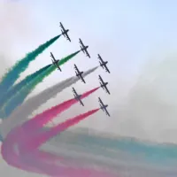 Vse gledalce Gira je navdušil nastop italijanske vojaške skupine 
Frecce Tricolori.