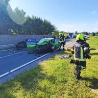 Tragedija pri Petelinjah: v mazdi umrli voznica in sopotnica