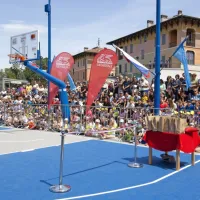 Goran Dragić navdu&scaron;il najmlaj&scaron;e na odprtju igri&scaron;ča v Ilirski Bistrici