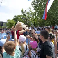 Goran Dragić navdu&scaron;il najmlaj&scaron;e na odprtju igri&scaron;ča v Ilirski Bistrici
