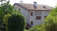 V nočnem klubu Klet  v Križu so koprski kriminalisti opravili hišno preiskavo  avgusta 2017. 