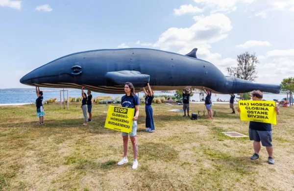 Greenpeace Slovenija opozarja, da je globokomorsko rudarjenje 
treba ustaviti, še preden se začne.