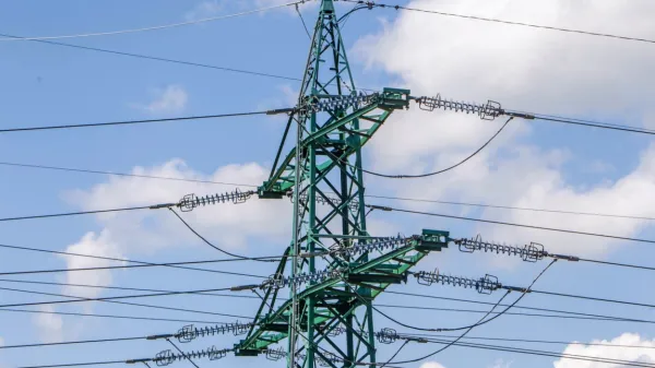 Končna maloprodajna cena električne energije za povprečnega 
gospodinjskega odjemalca v Sloveniji je v prvem trimesečju letos 
znašala 166 evrov za megavatno uro. 