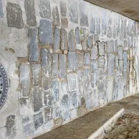 Varovanje in ohranjanje kamnitega tlakovanja je velik izziv