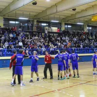 Modra dvorana v Hrpeljah je bila v zlatem obdobju kluba 
prizorišče številnih odmevnih tekem, tudi iz evropskih klubskih 
tekmovanj.