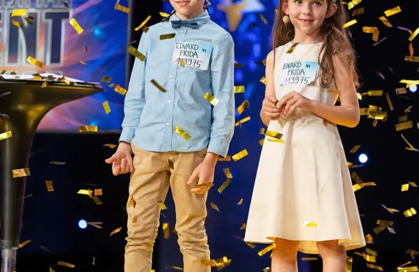 Zmagovalko &scaron;ova Slovenija ima talent zbil avto. 12 ur kasneje je že igrala &scaron;ah.