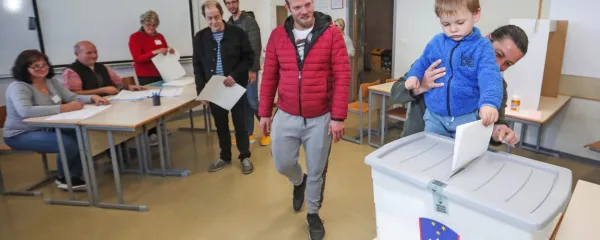 Demokracijo izumljamo vedno znova