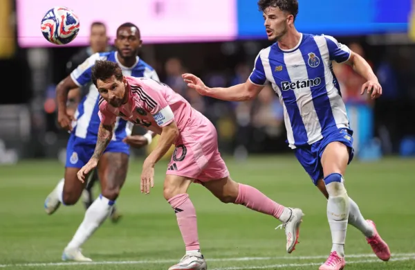 Sijajni Leo Messi je k zadnji zmagi (2:1) njegovega Interja iz Miamija proti Portu pripseval odločilni zadetek.