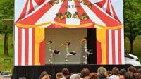 I piccoli di Podrecca,  zgodovinsko italijansko marionetno gledališče, bo PUf festival gostil 14. julija. 