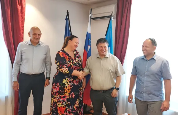 Pogodba je podpisana, dela bodo stekla  prihodnji teden. 