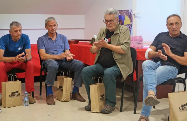 Spomin na alpinista Slavca