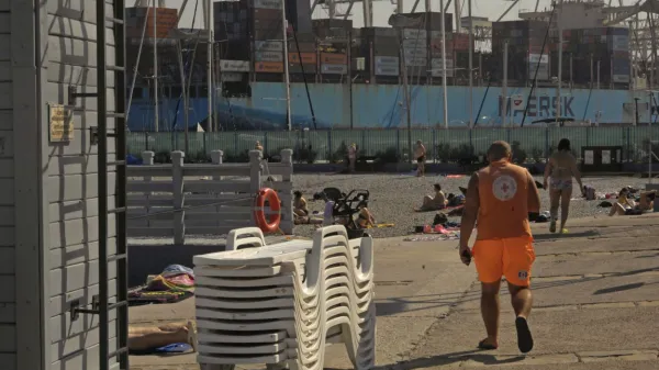 Že v prvih tednih kopalne sezone imajo koprske plaže visok obisk