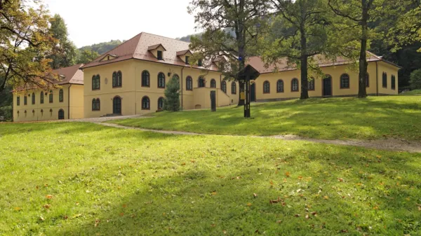 Snežniške pristave so bile - s kratkimi presledki - prazne skoraj dve desetletji. 